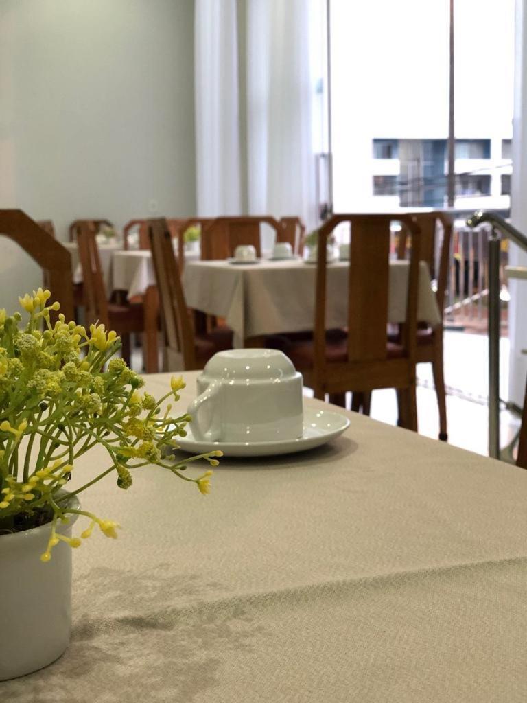Hotel Colorado Vilhena Bagian luar foto